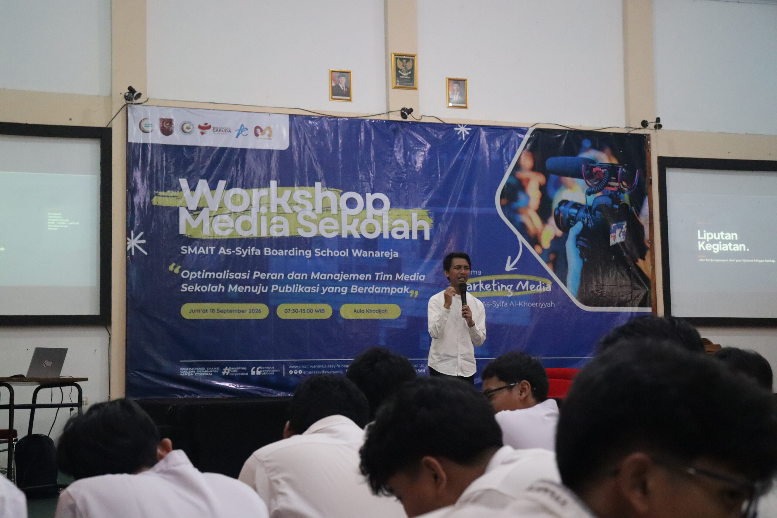 Kegiatan Workshop Media Sekolah, untuk mempersiapkan Kabinet depan yang lebih kreatif dan maju