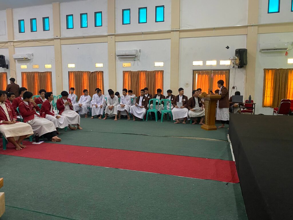 Jalannya Sidang LPJ BEM Dharmadhipa