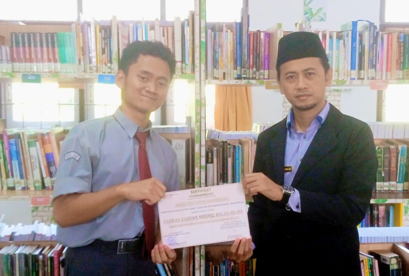 Kegiatan Cipta Karya Poster Semarak Hari Kemerdekaan RI #78 2023, Perpustakaan Putra SMAIT Assyifa Boarding School Wanareja Subang.