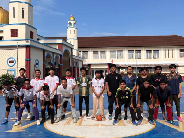 Keseruan Kegiatan Class Meeting dan Panasnya Permainan Futsal Antarkelas